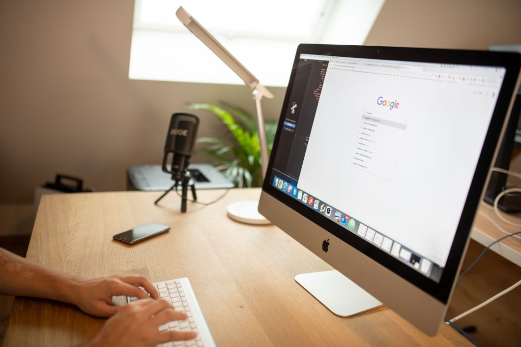 Screen with someone on Google